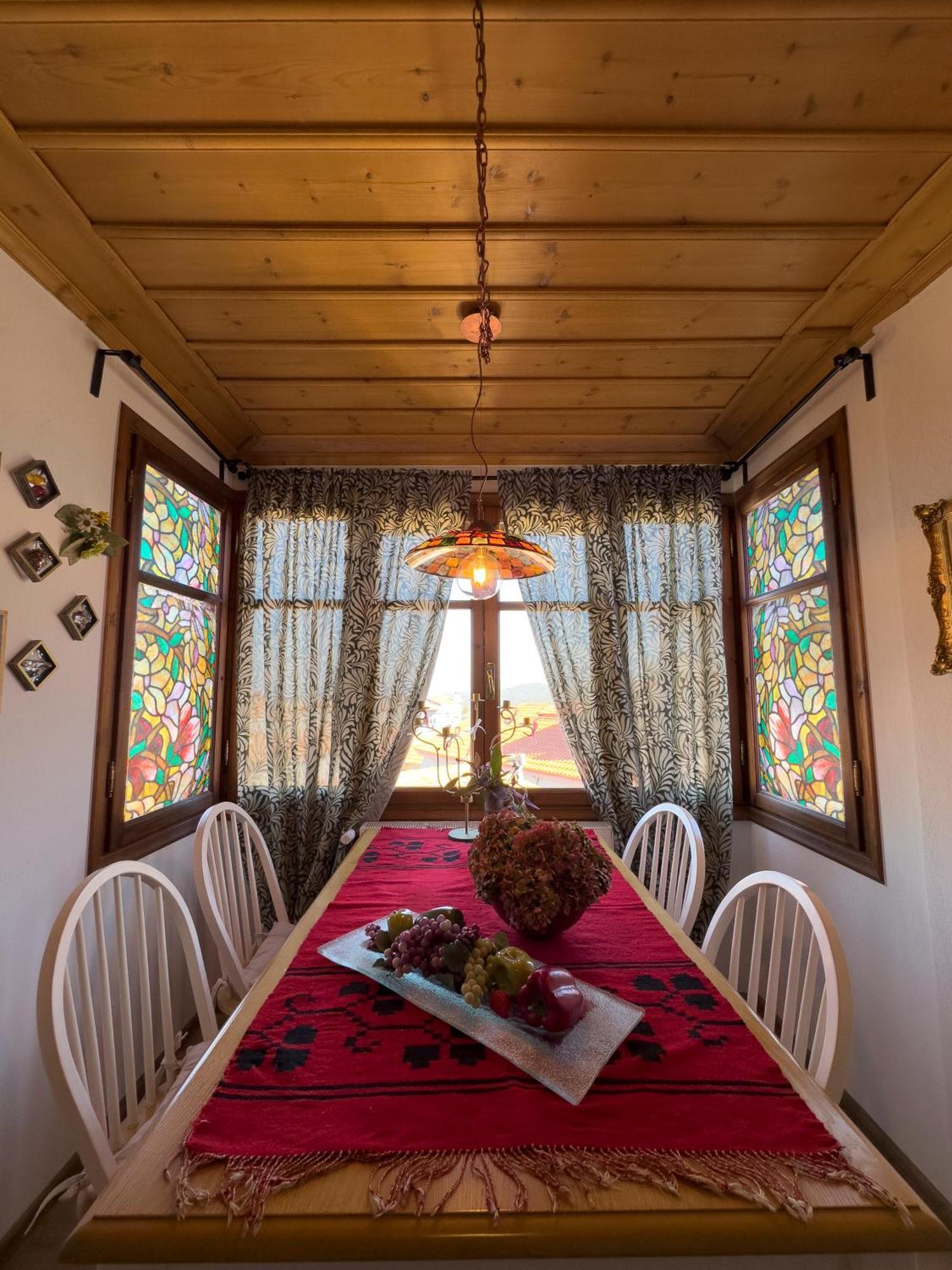 Renovated Old Manor House With Yard Vila Arnaía Exterior foto